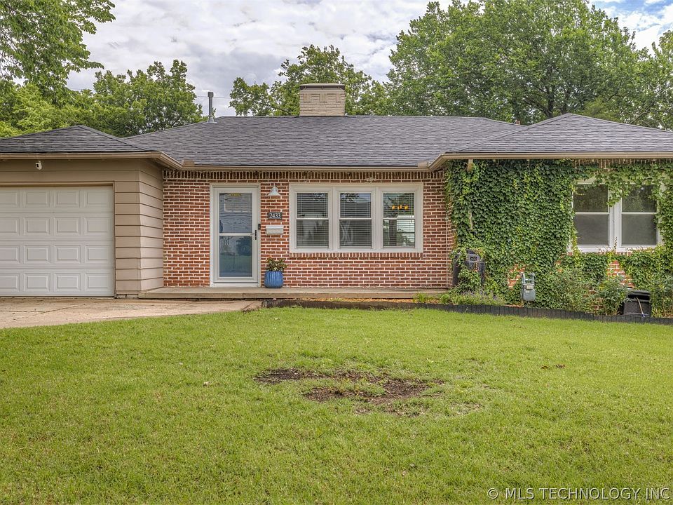 1st image of 2433 S Gary Pl