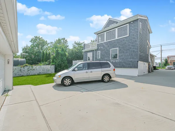 5434 Amboy Road image 35 of 36