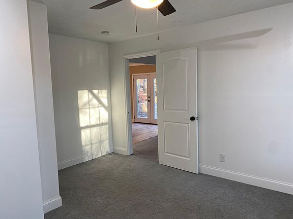 150+ sqft bedroom adjacent to kitchen/living