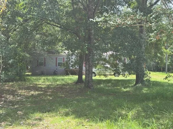 8805 Hunters Pointe Dr S, Theodore, AL 36582