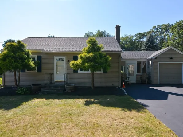 9 Donnelly Rd, Spencer, MA 01562