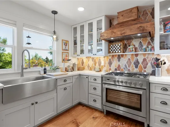 2978 Mackey Dr, Fallbrook, CA 92028