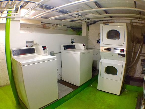 5th image of 158 Rogers Ave APT 4b