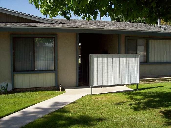1st image of 829 Bonita Ave