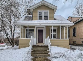 876 5th St E, Saint Paul, MN 55106