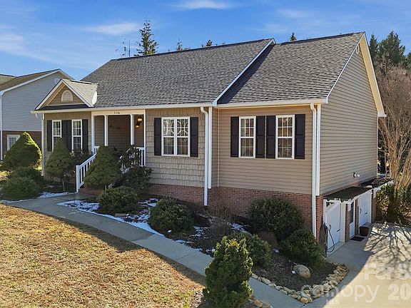 3rd image of 116 Deer Creek Dr