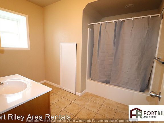 5th image of 235 E 12th St APT 2