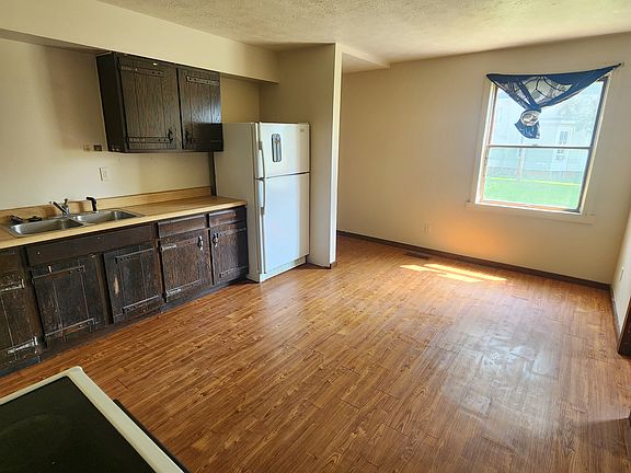 5th image of 444 Belmont St NW #2