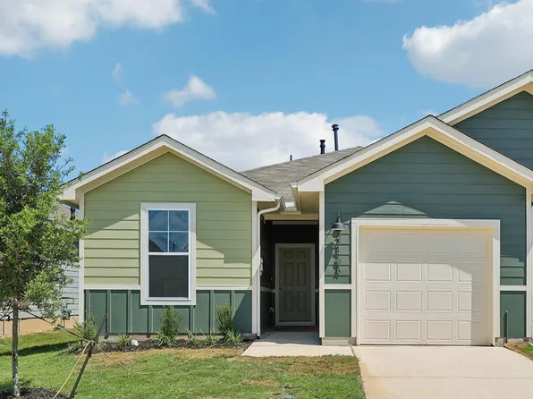 245A Harrison Xing, Uhland, TX 78640