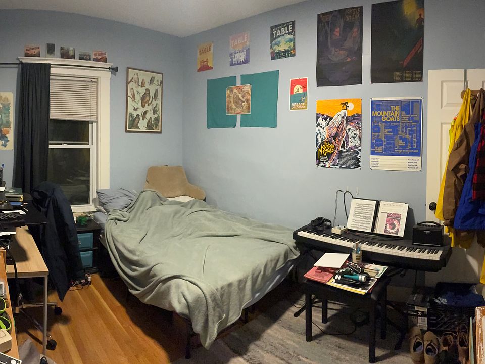 1st image of 9 Reed St #2