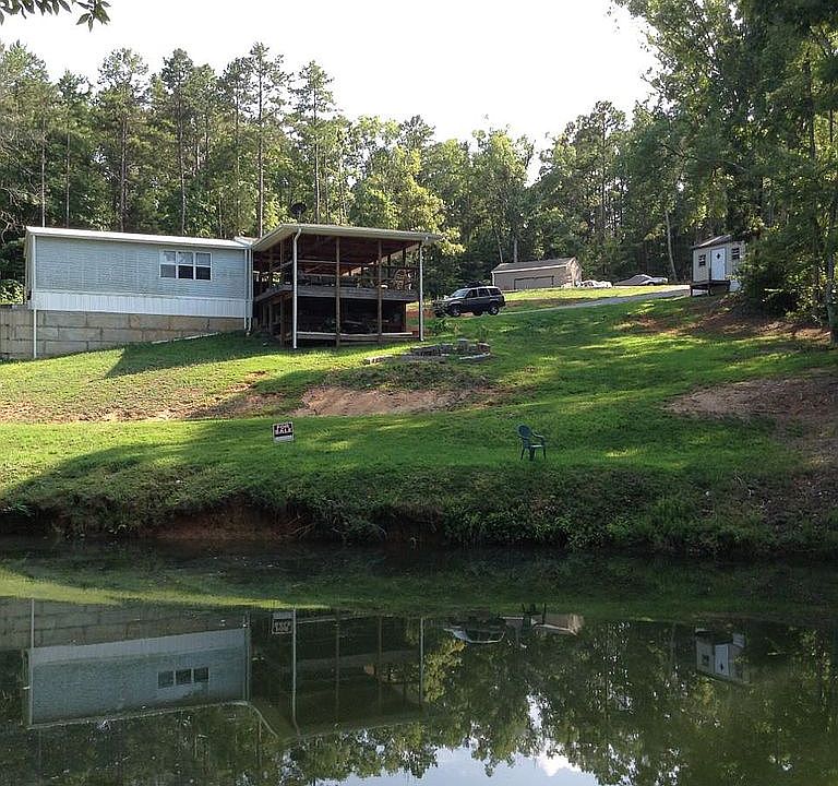 1st image of 20 Dogwood Dr