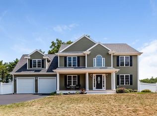 29 Strawberry Farm Rd, Marshfield, MA 02050