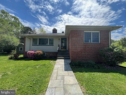 2314 Eccleston St Photo 1