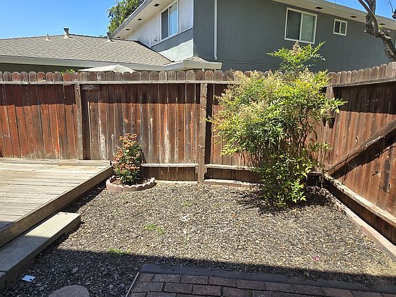 3rd image of 5474 Tradewinds Walkway APT 2