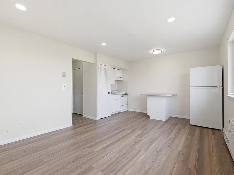 601 Fairview Ave #A2 — Photo 4