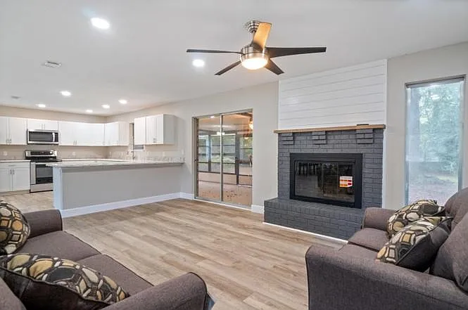 3 bed, 2068 sqft, $2,600 — Photo 3