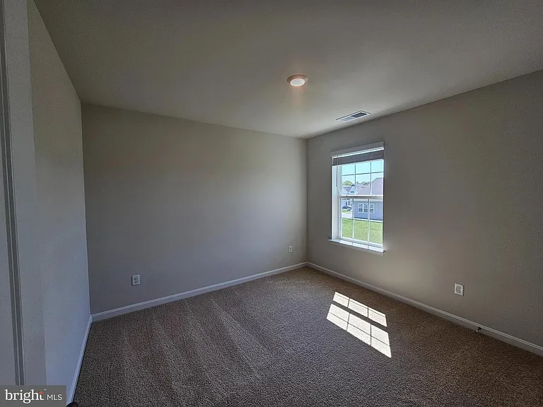 178 Hamstead Dr — Photo 8