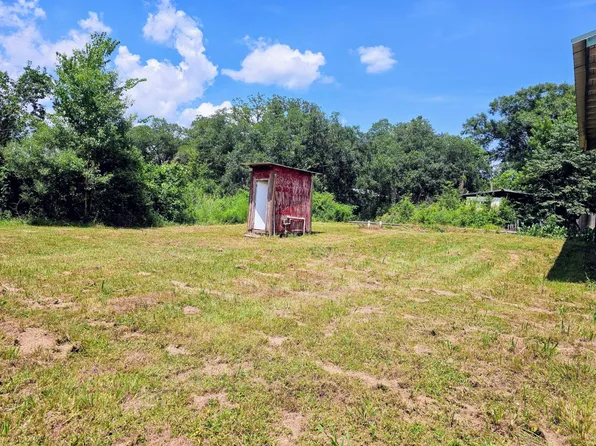 Deer St, Maurepas, LA 70449