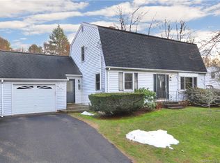 146 Tariffville Rd, Simsbury, CT 06070