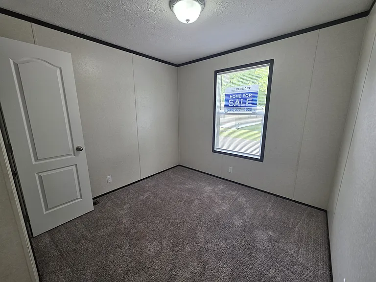 700 W Ridgeway Ave #233 — Photo 10