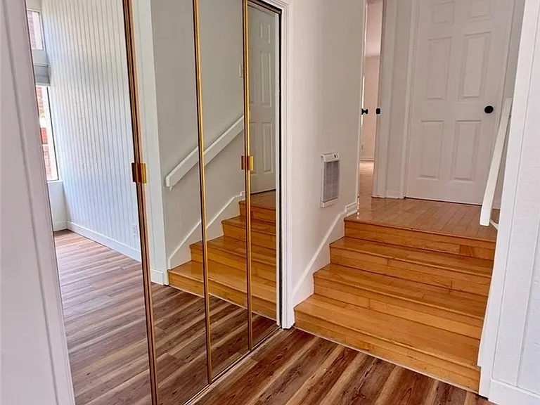 2322 Palos Verdes Dr W #102 — Photo 11