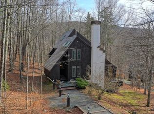 1383 Salt Ash Rd, Plymouth, VT 05056
