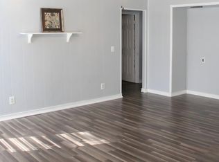 215 Kennington Dr, Goose Creek, SC 29445