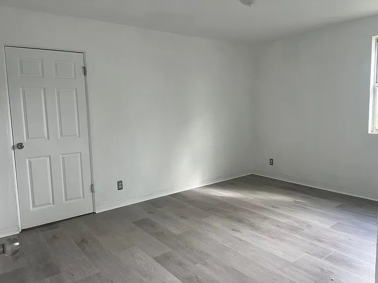 623 S Lanvale Ave — Photo 5