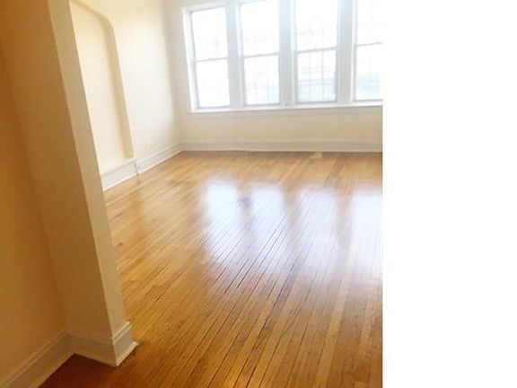 2nd image of 8213 S Cottage Grove Ave APT 202