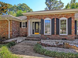 8621 Delhi Rd, North Charleston, SC 29406