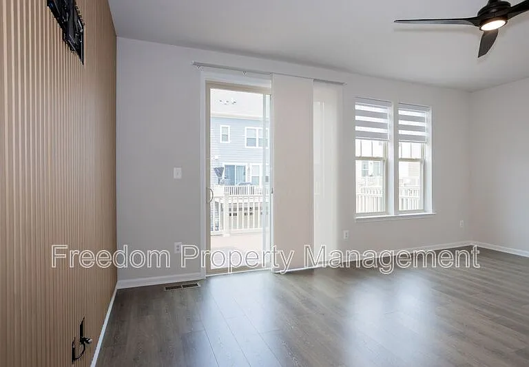 9365 Barnes Loop — Photo 13