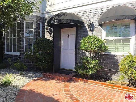 2nd image of 14237 Burbank Blvd APT 1