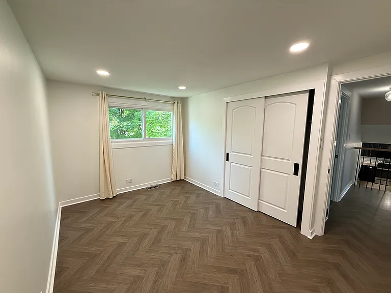 2305 N Williamsburg St — Photo 13
