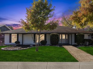 5909 Mark Ln, Rowlett, TX 75089