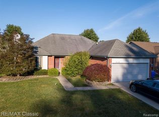 33186 Mazara Dr, Fraser, MI 48026