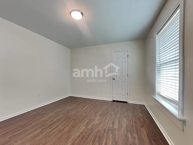 2113 Lynwood Pl — Photo 17