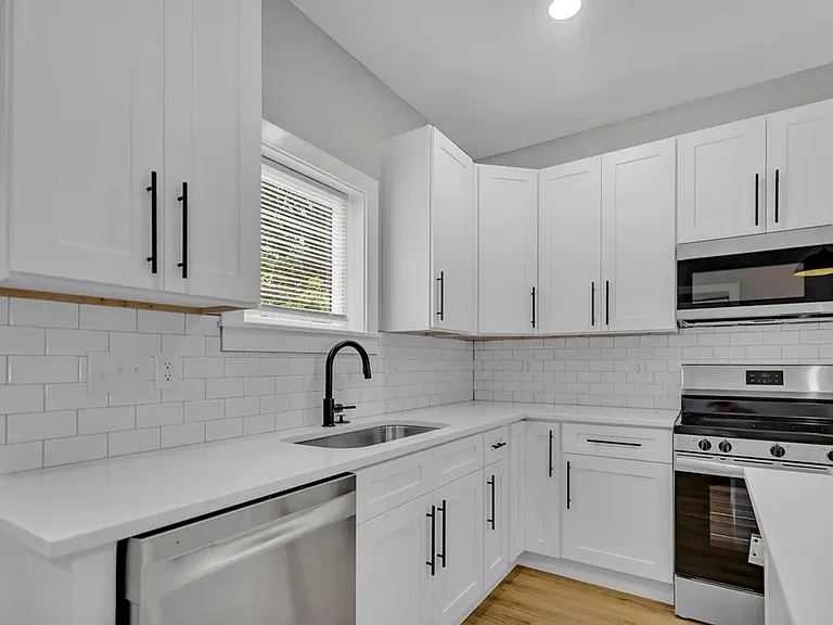 307 W Kenwood Dr — Photo 22