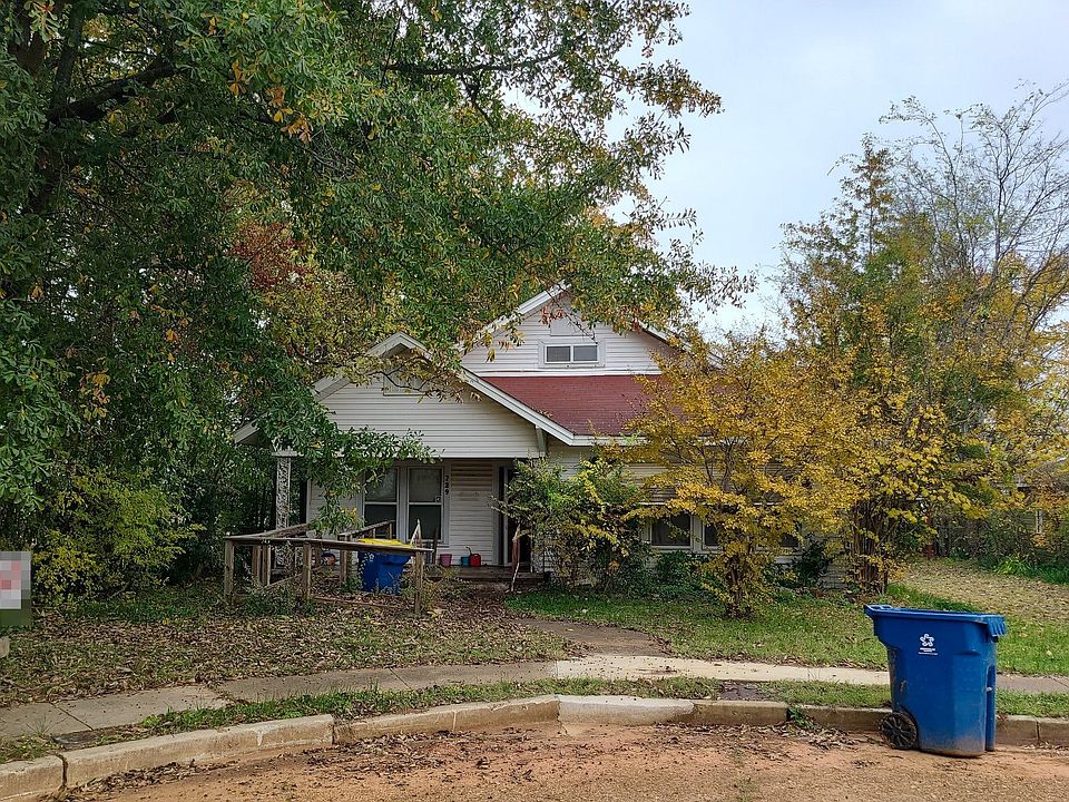 1st image of 729 Bagwell St