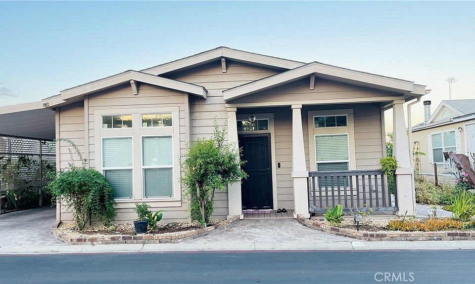 1st image of 2139 E 4th St Spc 142