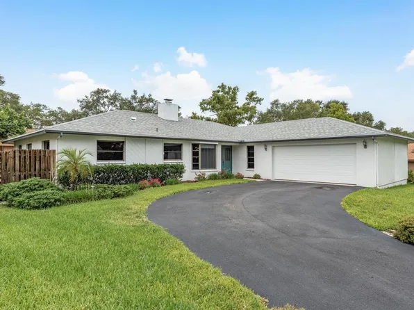 828 Lakeside Ter, Palm Harbor, FL 34683