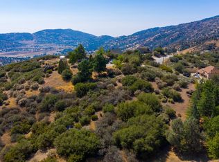 24060 Jacaranda Dr, Tehachapi, CA 93561