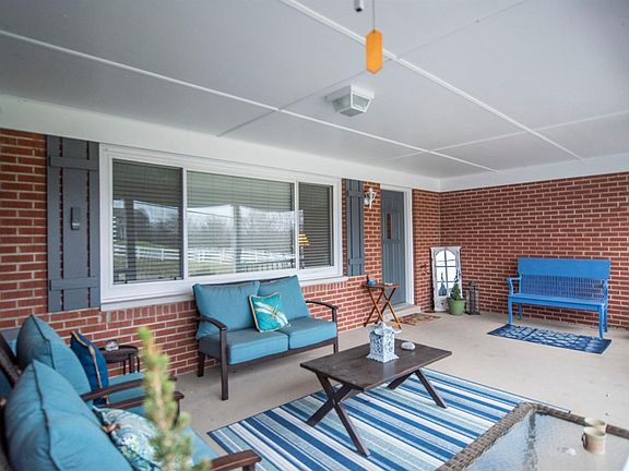 4th image of 7987 Lesourdsville West Chester Rd