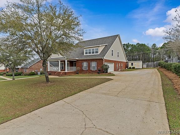 2nd image of 3647 Oak Ridge Ln