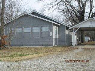 329 S Main St, Commerce, OK 74339