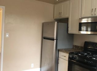 6 Arrowhead Ln, Menlo Park, CA 94025