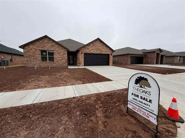 2604 SW 68th St, Lawton, OK 73505