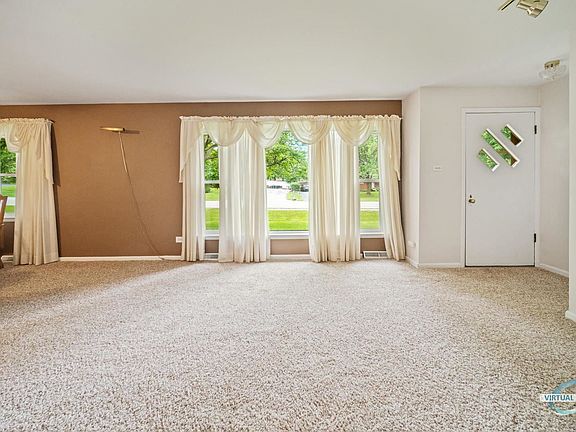 3rd image of 12213 S 76th Ave