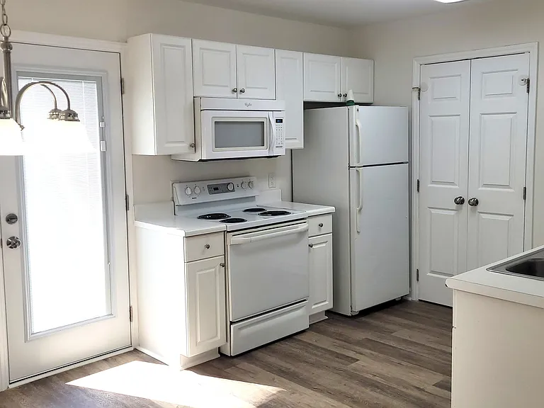 5122 Mass Rock Dr — Photo 5