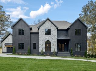 6215 Bresslyn Rd, Nashville, TN 37205