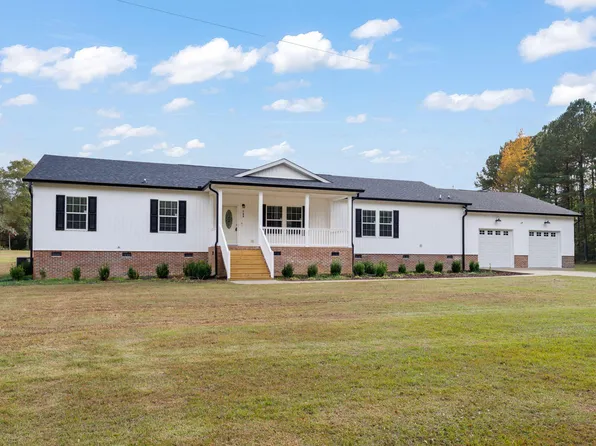 748 Gum Swamp Rd, Four Oaks, NC 27524